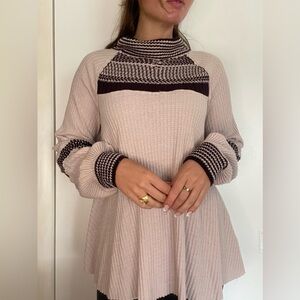 Free People Cream and Black Light Mock Neck Sweater With Balloon / Long Sleeves
